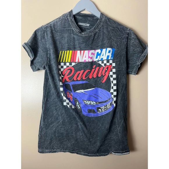 Nascar Racing Graphic Tee Shirt Sz XS Acid Wash Short Sleeve Top - Picture 4 of 5